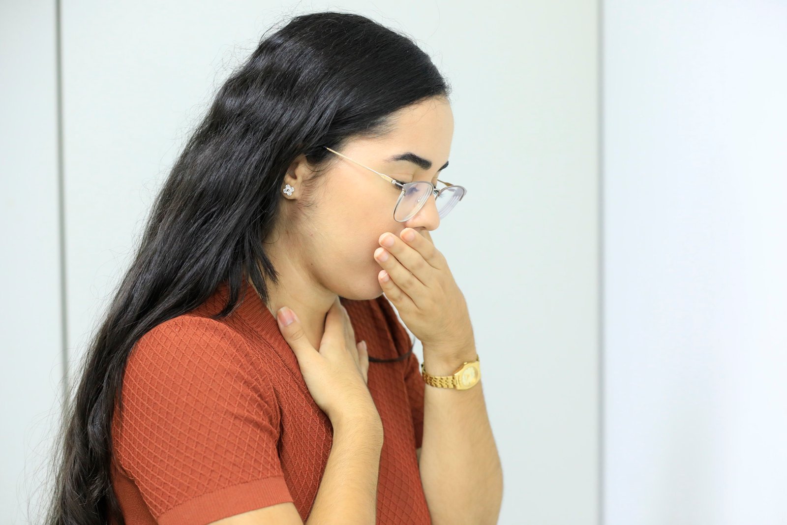 Mês da Voz: rede pública do DF promove ações de cuidado com a saúde vocal