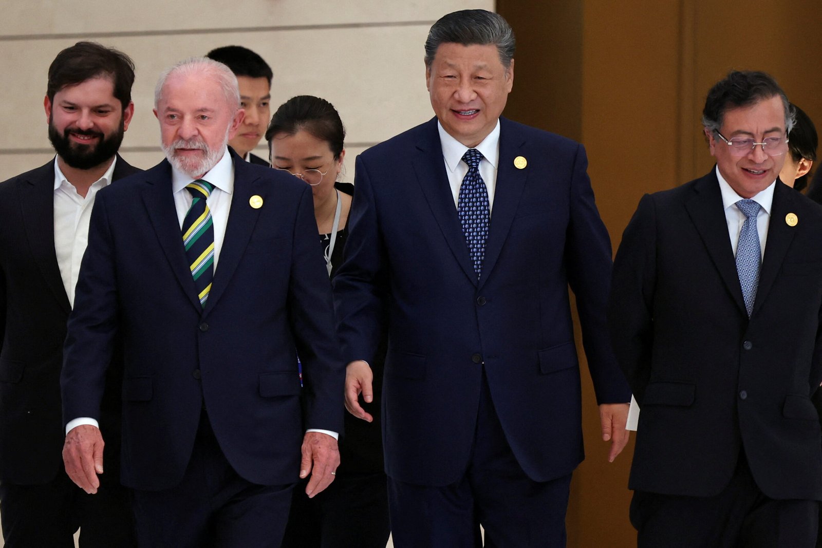 Lula e Xi alinham discurso contra “bullying” dos EUA e reforçam parceria Brasil-China