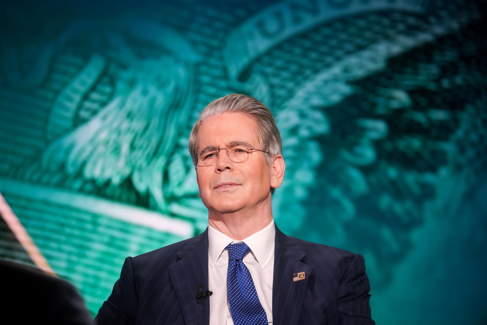 “EUA nunca vão dar calote”, diz secretário do Tesouro americano