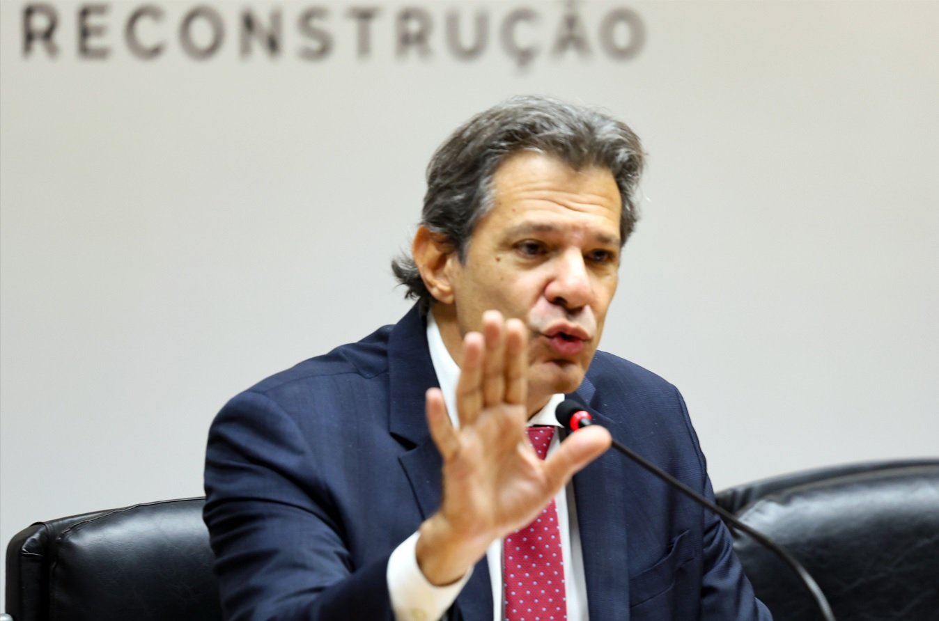 Haddad diz que se reunirá com Lula nesta terça para apresentar medidas estruturais
