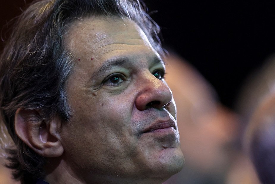 Haddad ganha tempo para construir consenso, dizem analistas