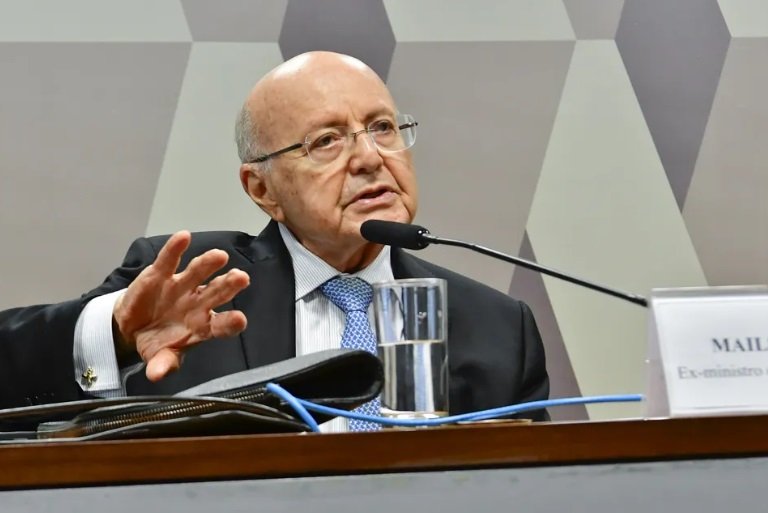 se estivesse lá, tinha feito o mesmo; não tem alternativa