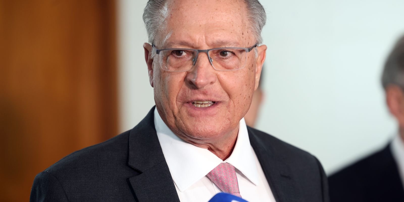 Alckmin conversa com secretário de Comércio dos EUA sobre tarifaço