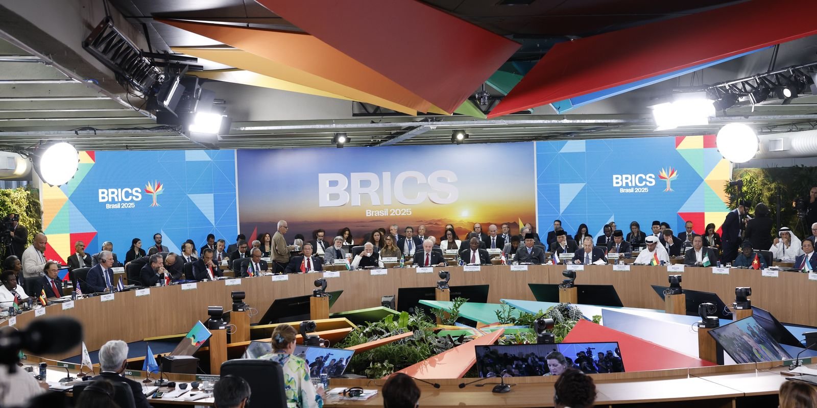 Brics aprova parceria para eliminar doenças socialmente determinadas