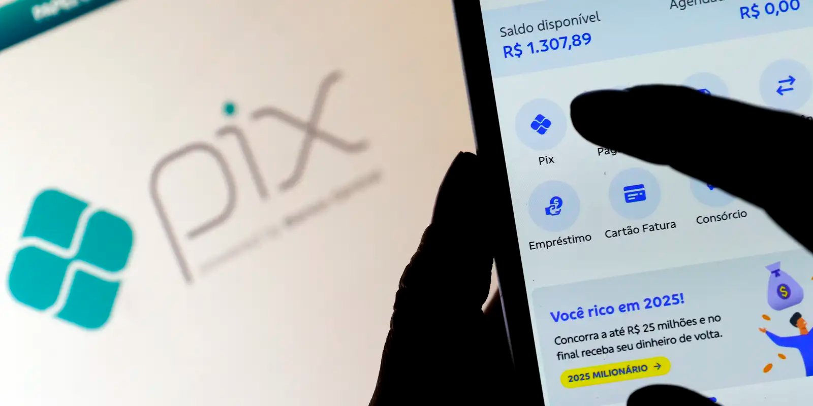 Em resposta ao EUA, Febraban diz que Pix favorece competição