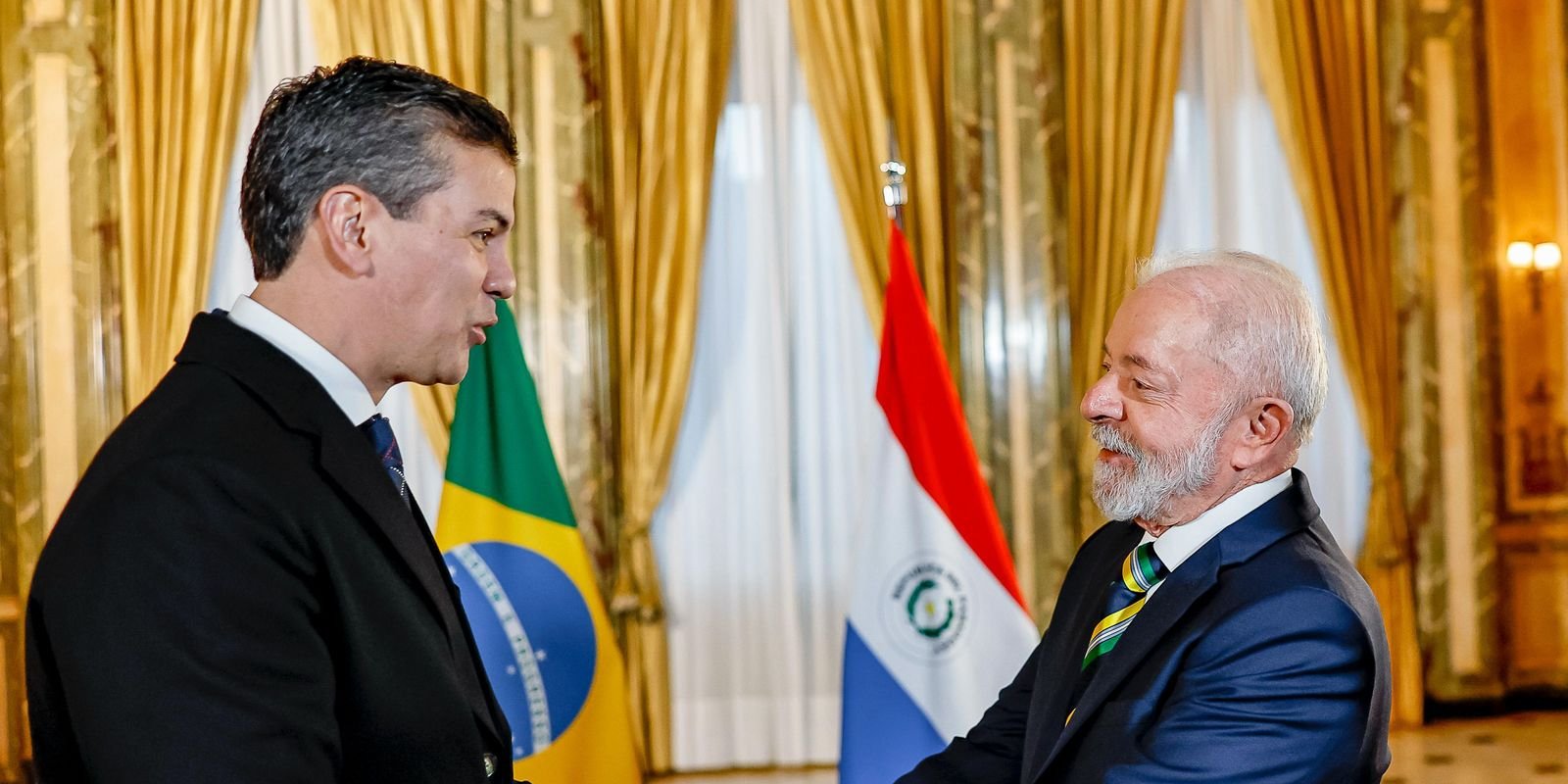 Lula e Santiago Peña conversam sobre caso de espionagem da Abin