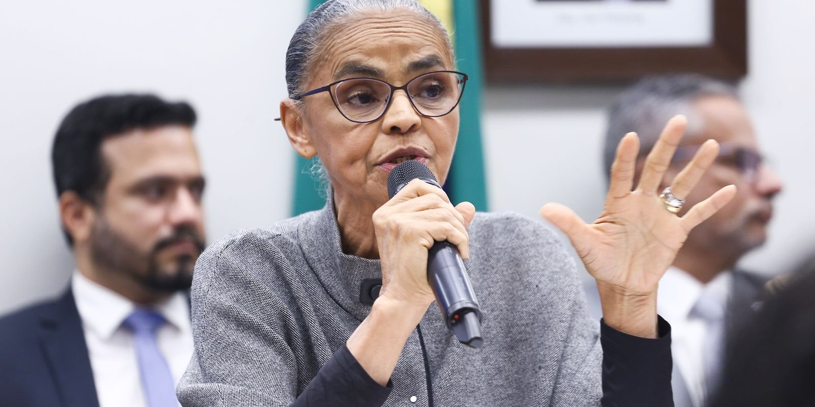 Marina Silva sofre novos insultos em comissão no Congresso