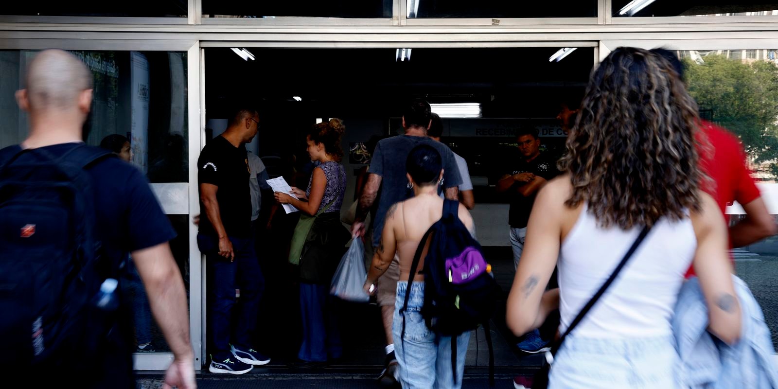 Ministério Público pede de suspensão do CNU 2025 por falhas nas cotas