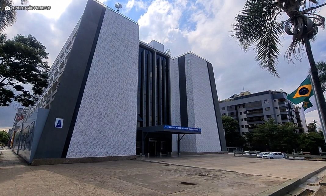 Programa do GDF oferece 10 mil vagas em cursos preparatórios para Enem, vestibulares e concursos