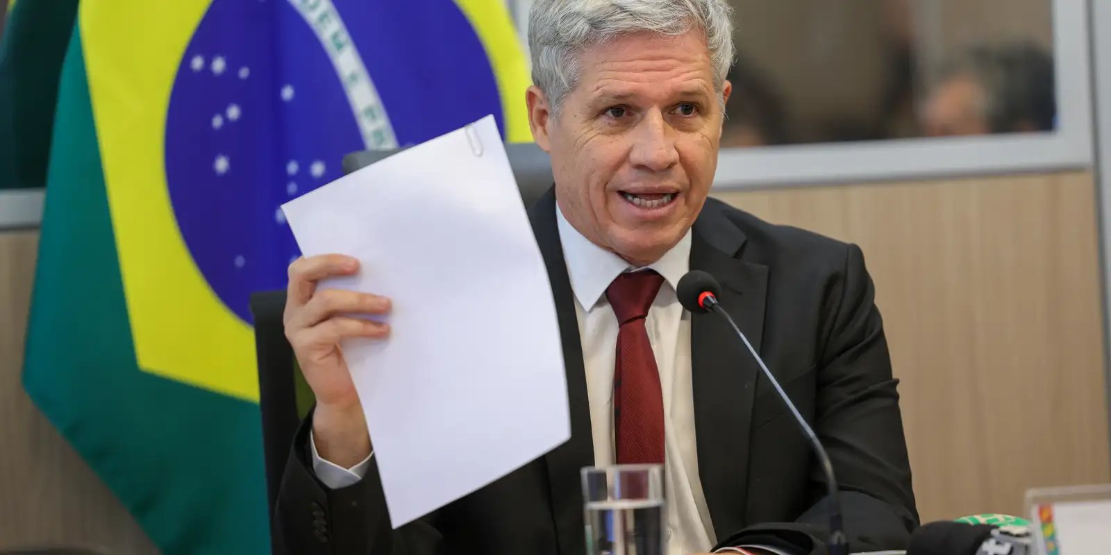 Governo pode prorrogar Brasil Soberano, diz Teixeira