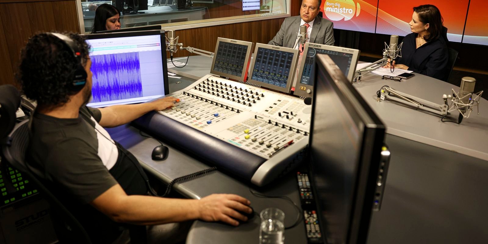 Governo quer coibir concorrência desleal de big techs, diz Rui Costa