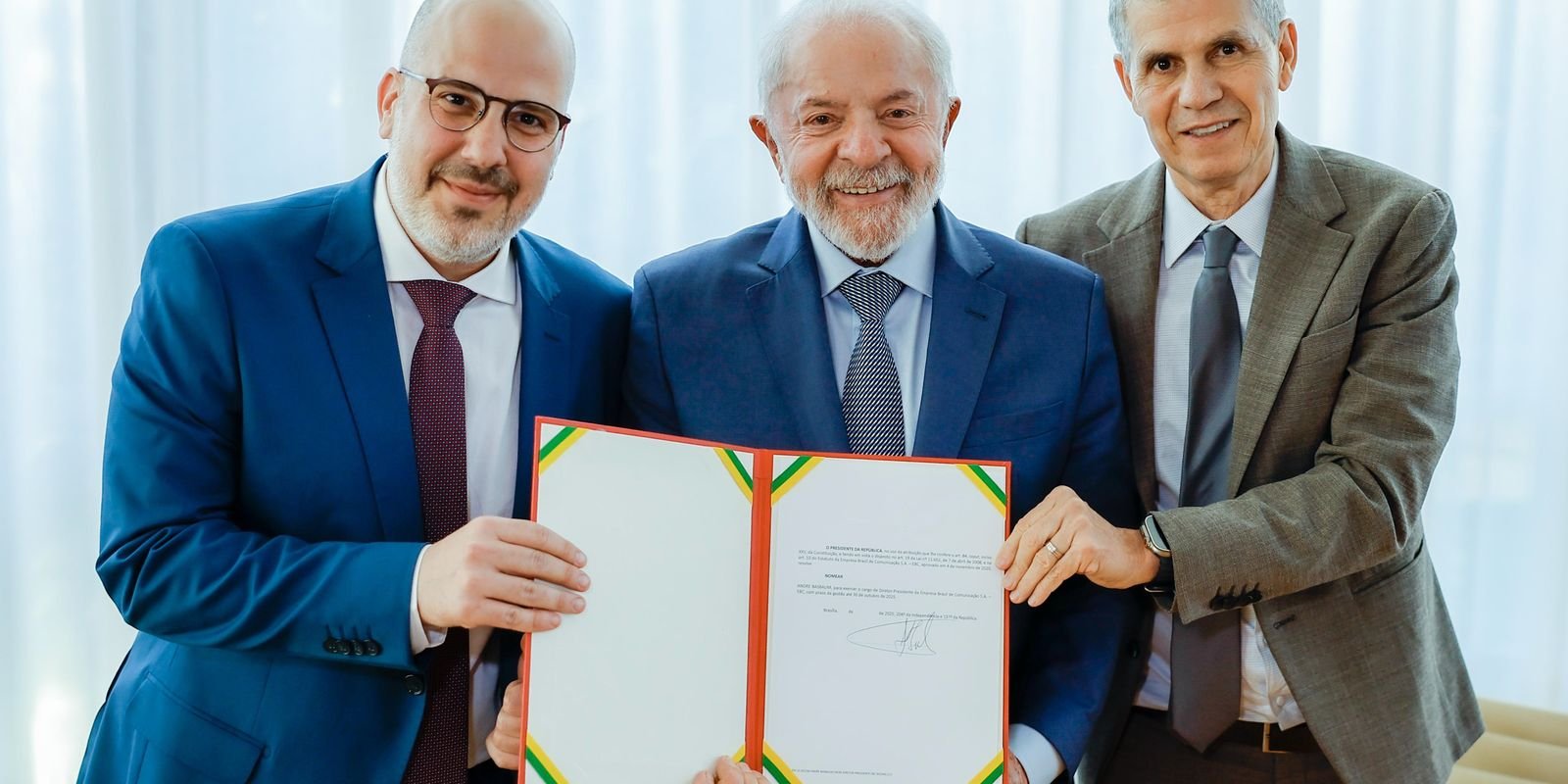 Lula assina nomeação de André Basbaum para a presidência da EBC