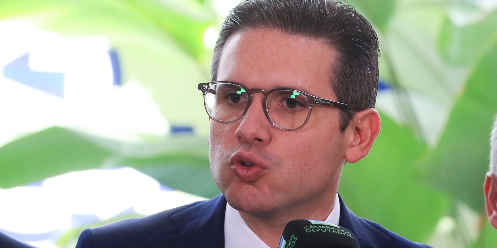 Motta envia pedido de afastamento de 6 deputados após motim na Câmara