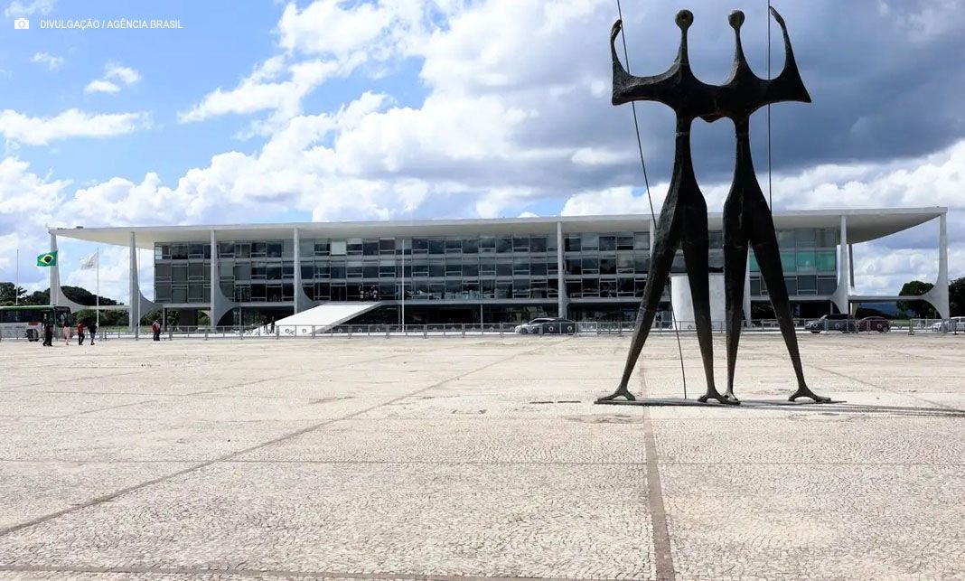 Praça dos Três Poderes deve receber reforço policial durante a próxima semana — Política Distrital agora é PDNews, notícias sobre Política e Saúde do DF