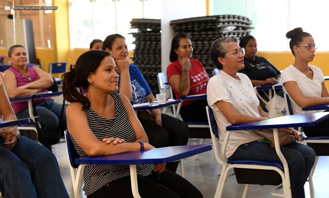 Projeto ‘Rejunte é com Elas’ capacita mulheres e abre portas no mercado de trabalho