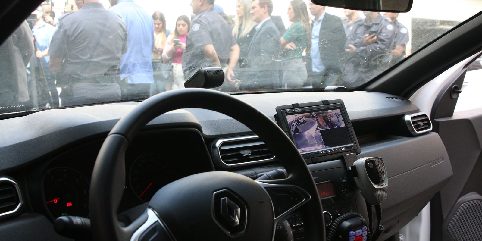 São Paulo: operação contra comércio ilegal no Brás termina em tumulto