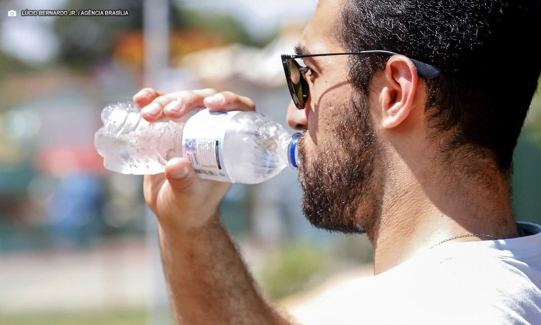 Tempo seco no DF exige cuidados redobrados com as crianças — Política Distrital agora é PDNews, notícias sobre Política e Saúde do DF