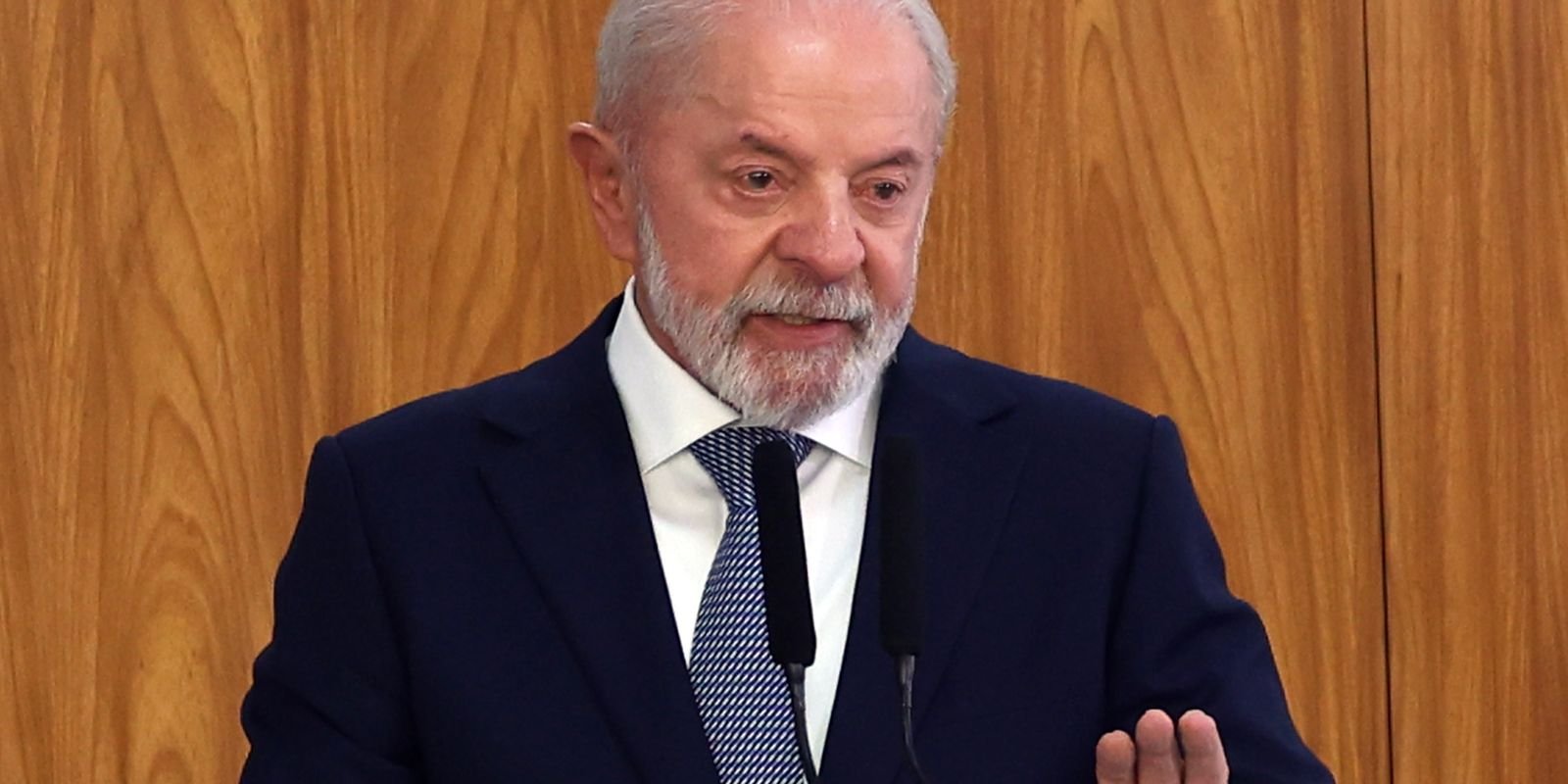 Lula conversa com chanceler alemão Friedrich Merz