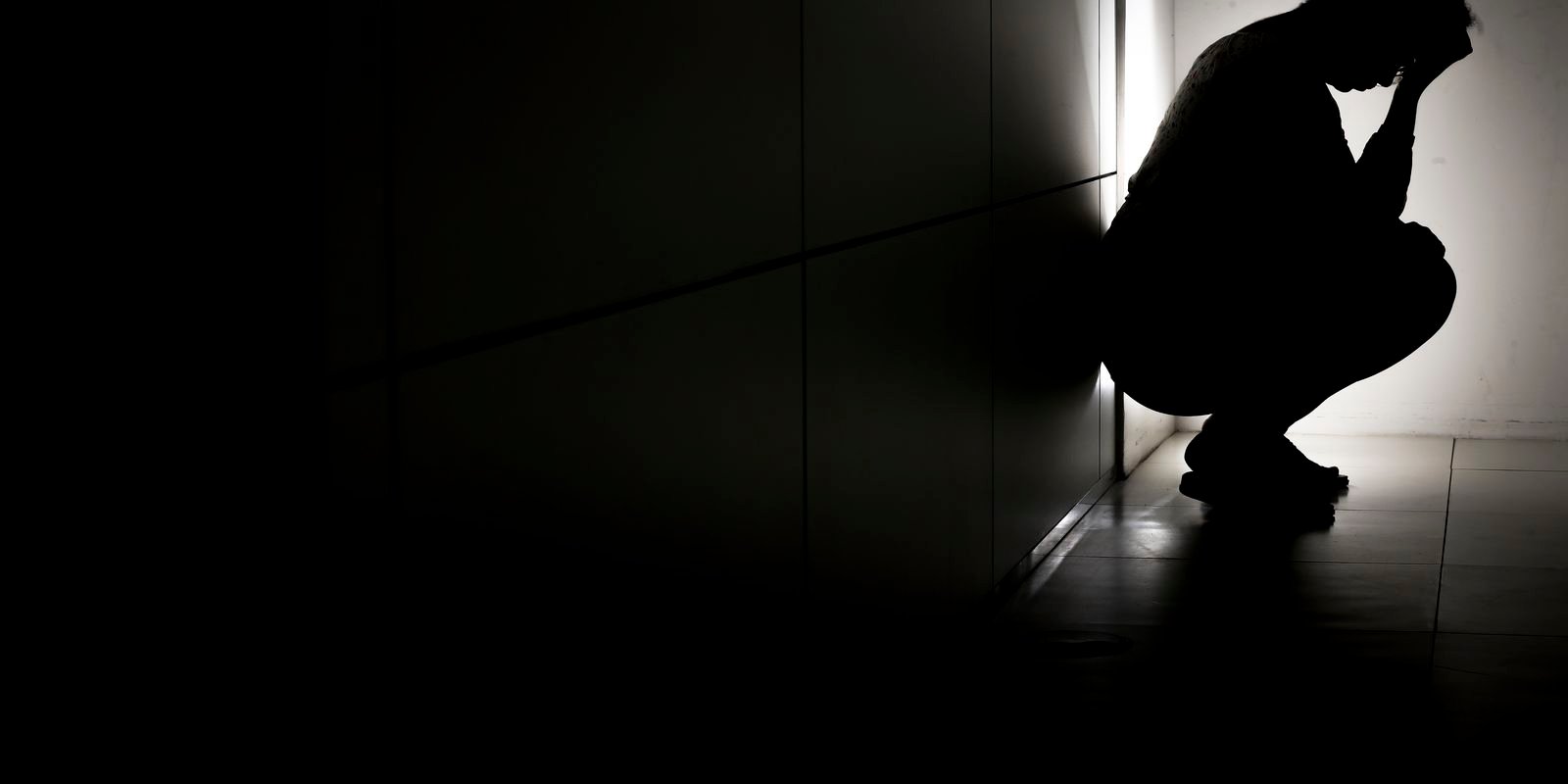 Uma em cada 4 pessoas já pensou em suicídio, alerta pesquisa