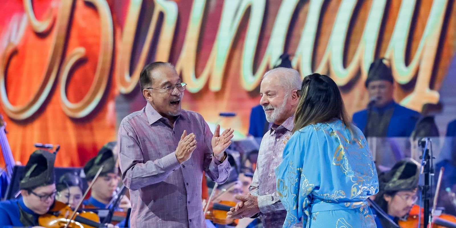 Lula completa 80 anos e se torna o primeiro octogenário no cargo