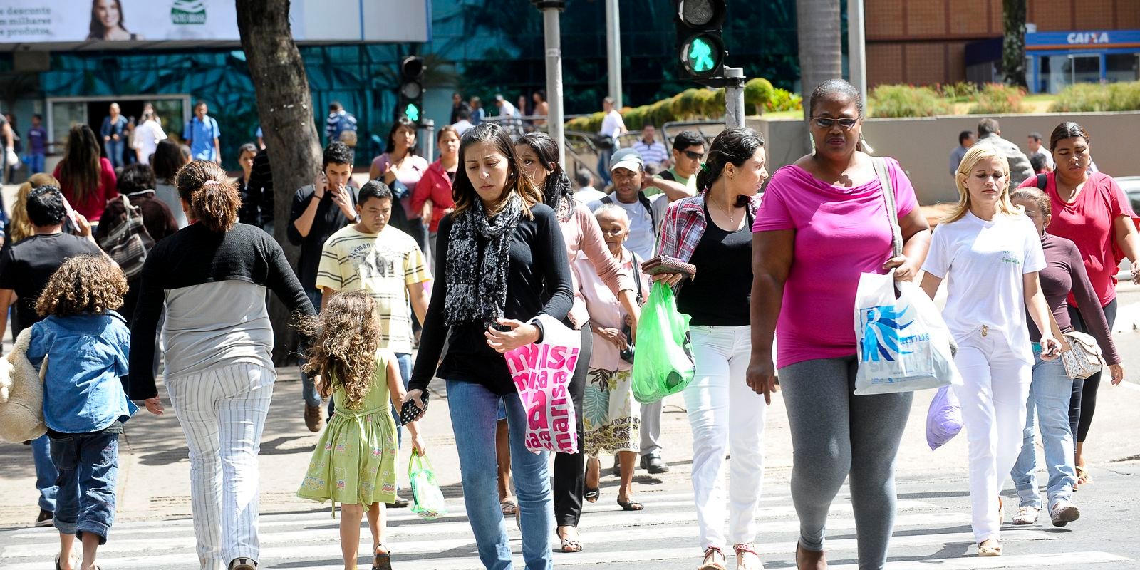 Desemprego cai para 5,1% em dezembro, o menor já registrado