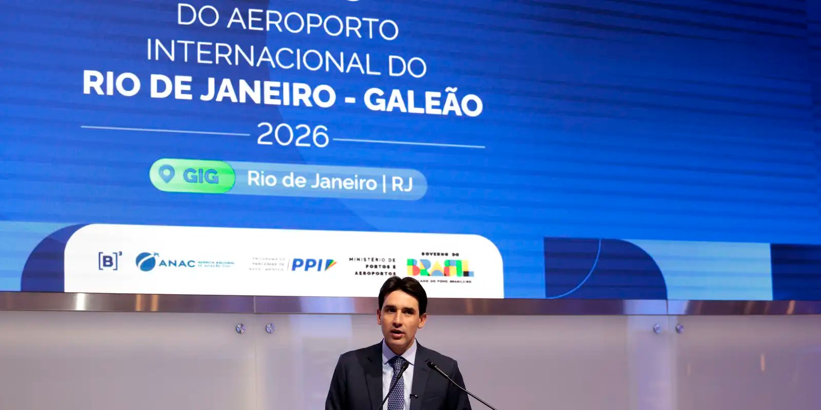 Expectativa é leiloar Aeroporto de Brasília em novembro, diz ministro