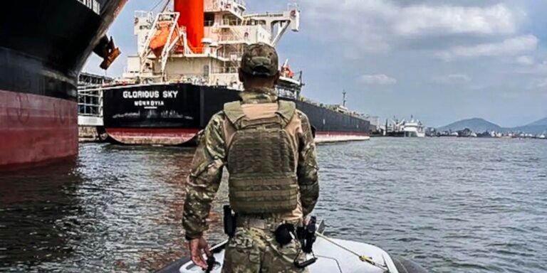 PF faz operação para combater tráfico de drogas no Porto de Santos