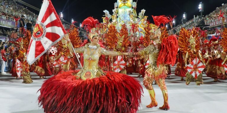 Desfiles de carnaval no Rio terão maior número de escolas de samba