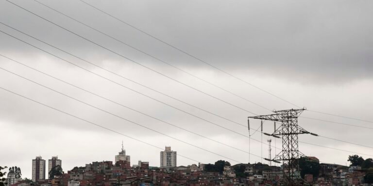Fim de semana será de temporal no Sudeste e chuva intensa no Norte