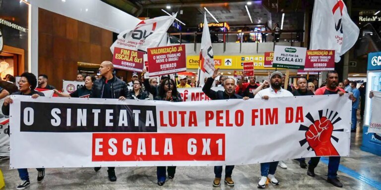 Manifestação no Aeroporto de Guarulhos pede fim da escala 6x1