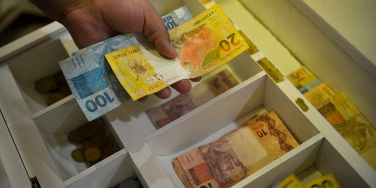 Caixa conclui pagamento da parcela de junho do Bolsa Família