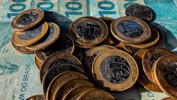 Beneficiários com NIS de final 2 recebem Bolsa Família de julho