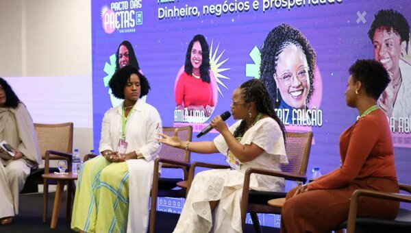 Encontro no Rio debate papel da mulher preta em postos de decisão