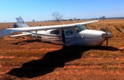 FAB intercepta aeronave suspeita vinda da Bolívia