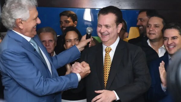 PSD oficializa candidatura de Caiado à presidência da República
