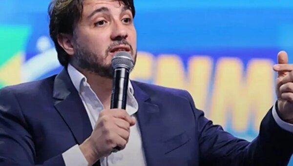Partido Missão oficializa Renan Santos como candidato à Presidência