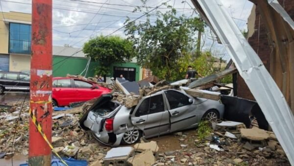 Ribeirão Preto ainda enfrenta falta de energia após temporal na sexta
