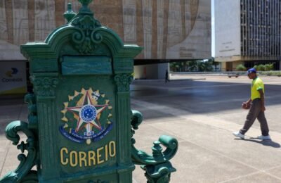 TCU cita risco fiscal dos Correios e defende compensação de custos