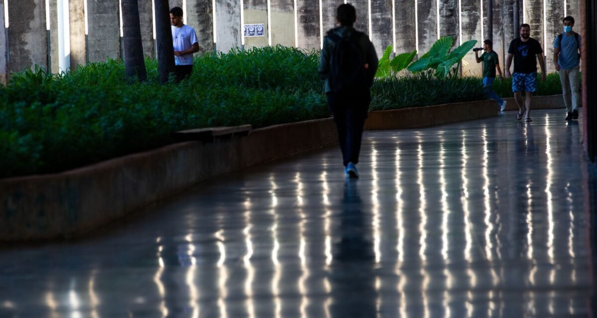 Universidades tem até sábado para pedir implantação de Cuidoteca