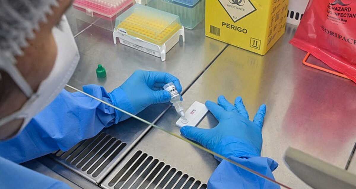 Anvisa atualiza regras sobre controle de qualidade em laboratórios