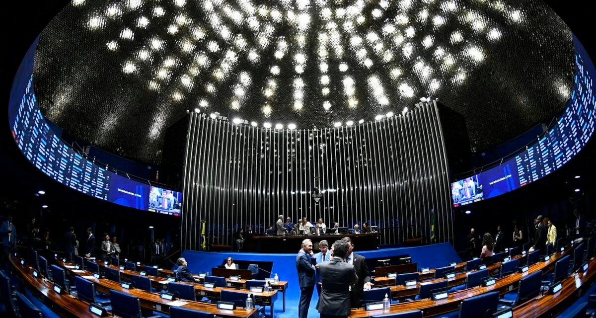 Após recesso, Congresso retoma trabalhos nesta semana