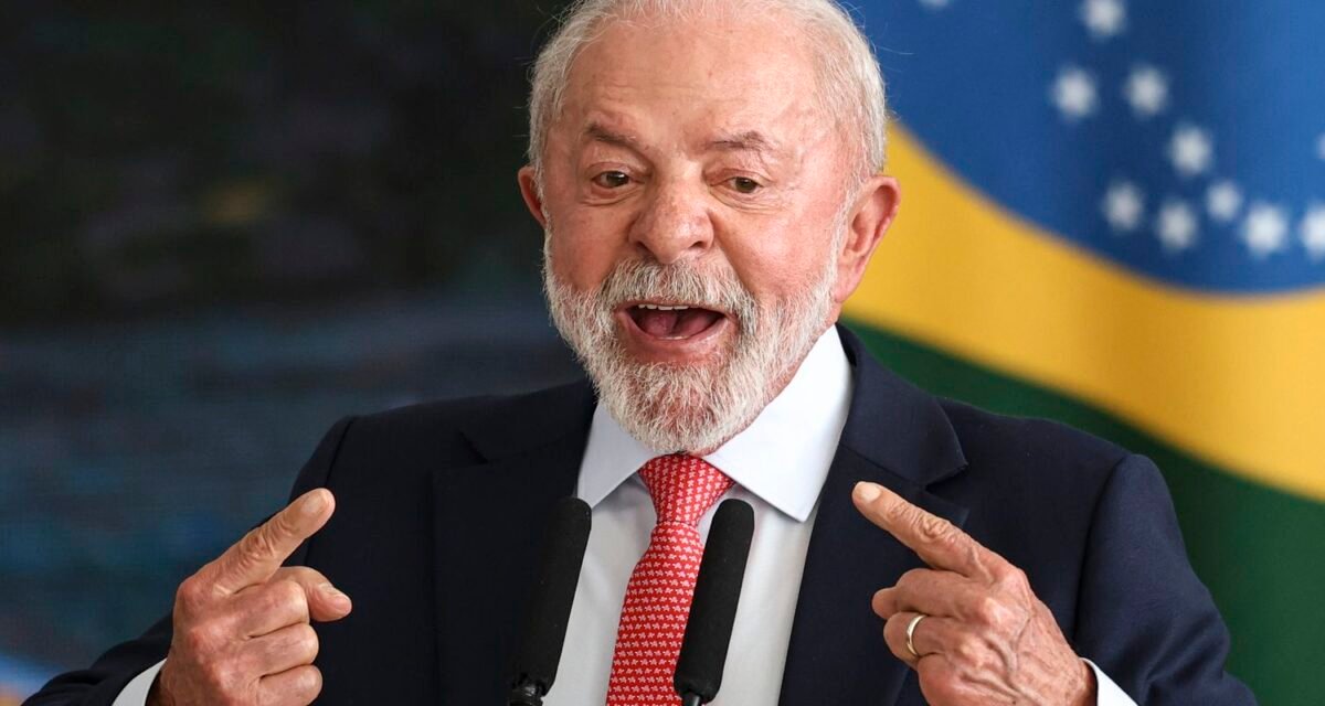 Atitude irresponsável, diz Lula após revogação de visto de embaixadora
