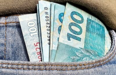 Beneficiários com NIS de final 4 recebem Bolsa Família de agosto