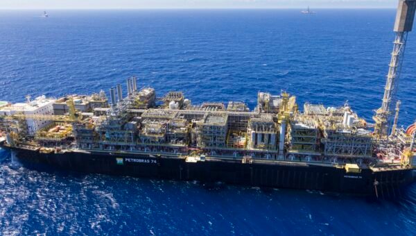 Campo de Búzios, da Petrobras, bate recordes de exportação de gás