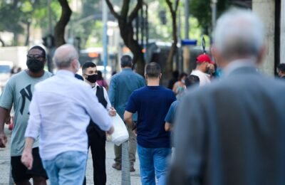 Candidato acreditar em Deus é fundamental para maioria dos brasileiros