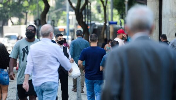 Candidato acreditar em Deus é fundamental para maioria dos brasileiros