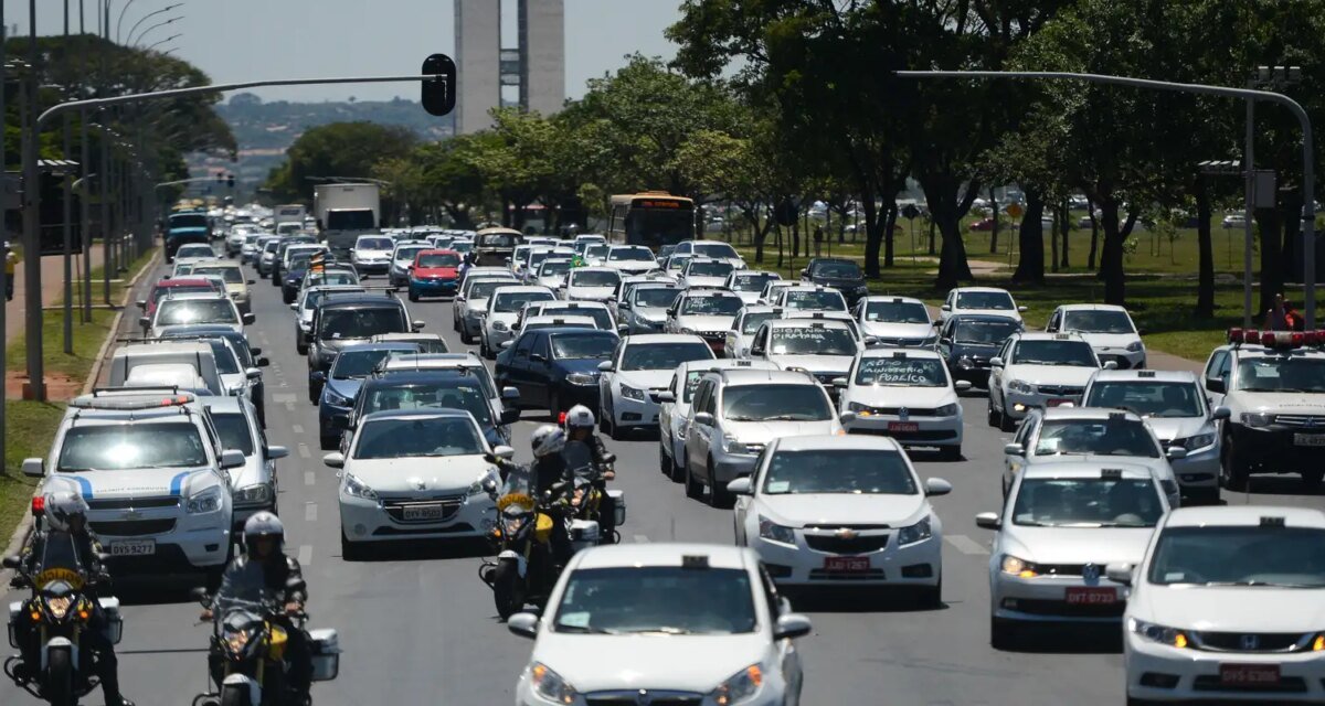 Crédito para carros de aplicativo tem teto elevado para R$ 200 mil
