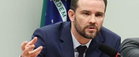 Durigan rebate críticas de inércia sobre crise do BRB