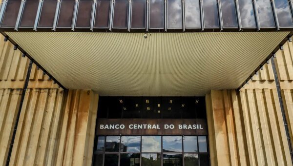 Em nova redução, Copom baixa taxa Selic para 14% ao ano