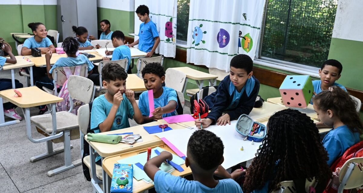Ensino integral acelera aprendizado de vulneráveis, aponta estudo Agência Brasil